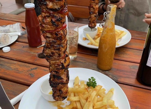 Chicken Thighs at the Thirsty Giraffe -- hmmmmm.